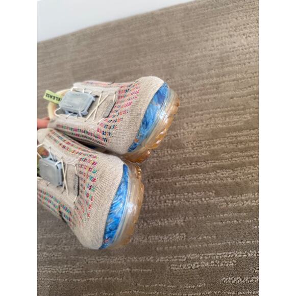 Nike Air VaporMax Flyknit 2020 Women’s Multicolor Lock Release - Picture 3 of 10